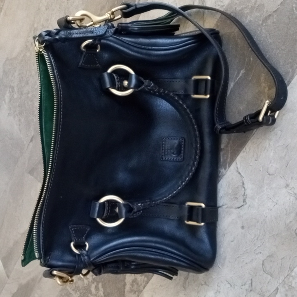 Dooney & Bourke, Med., Black